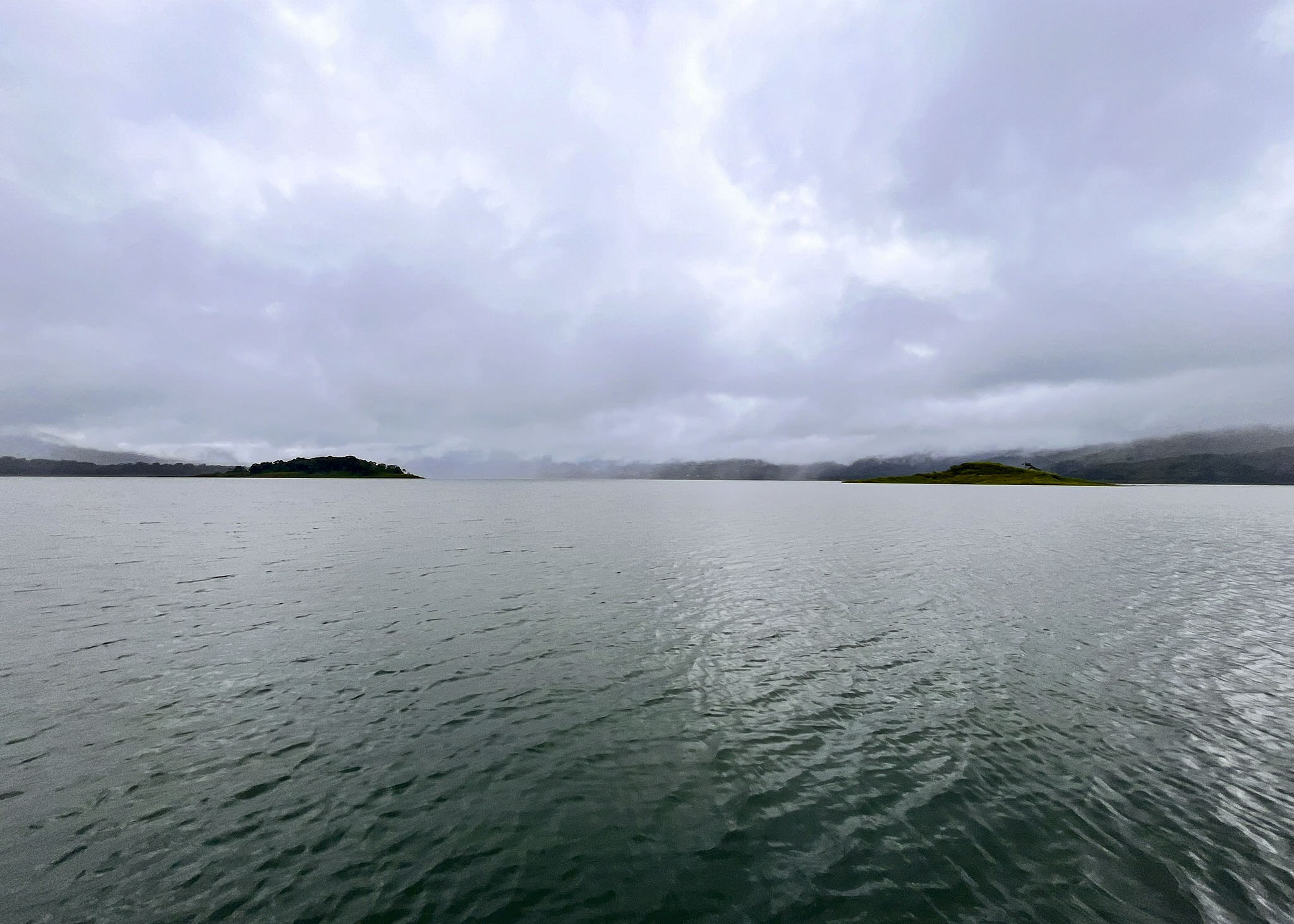 LAGO ARENAL COSTA RICA