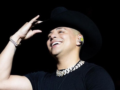 Famoso cantante que se había practicado la vasectomía será padre otra vez