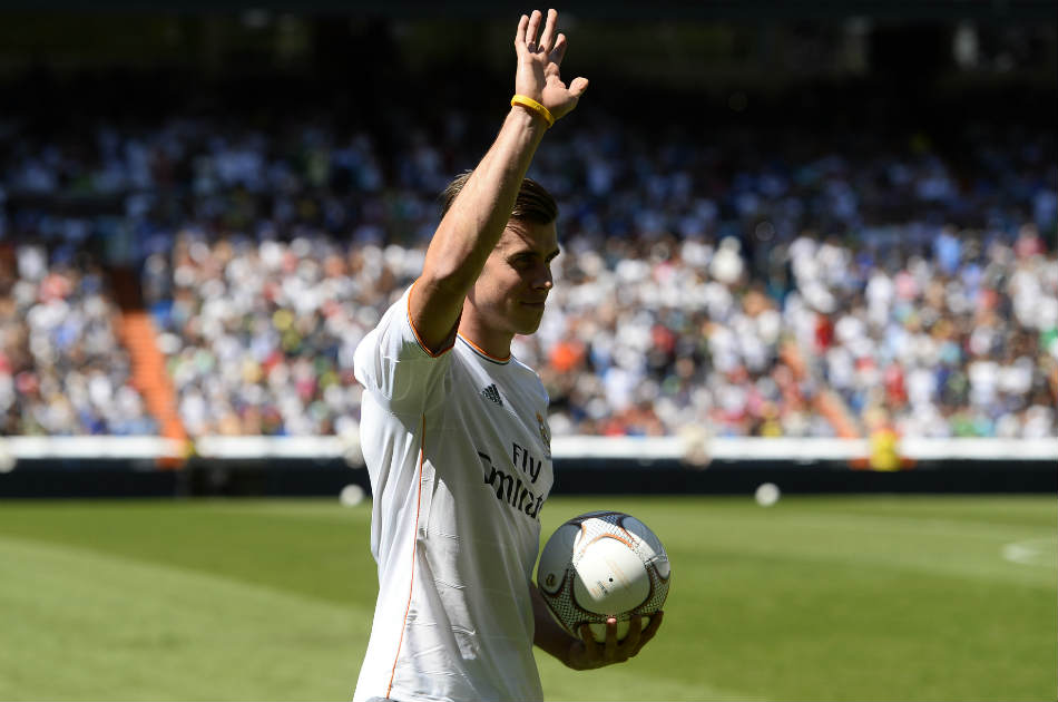 Jugadores de Real Madrid le dieron la bienvenida a Bale