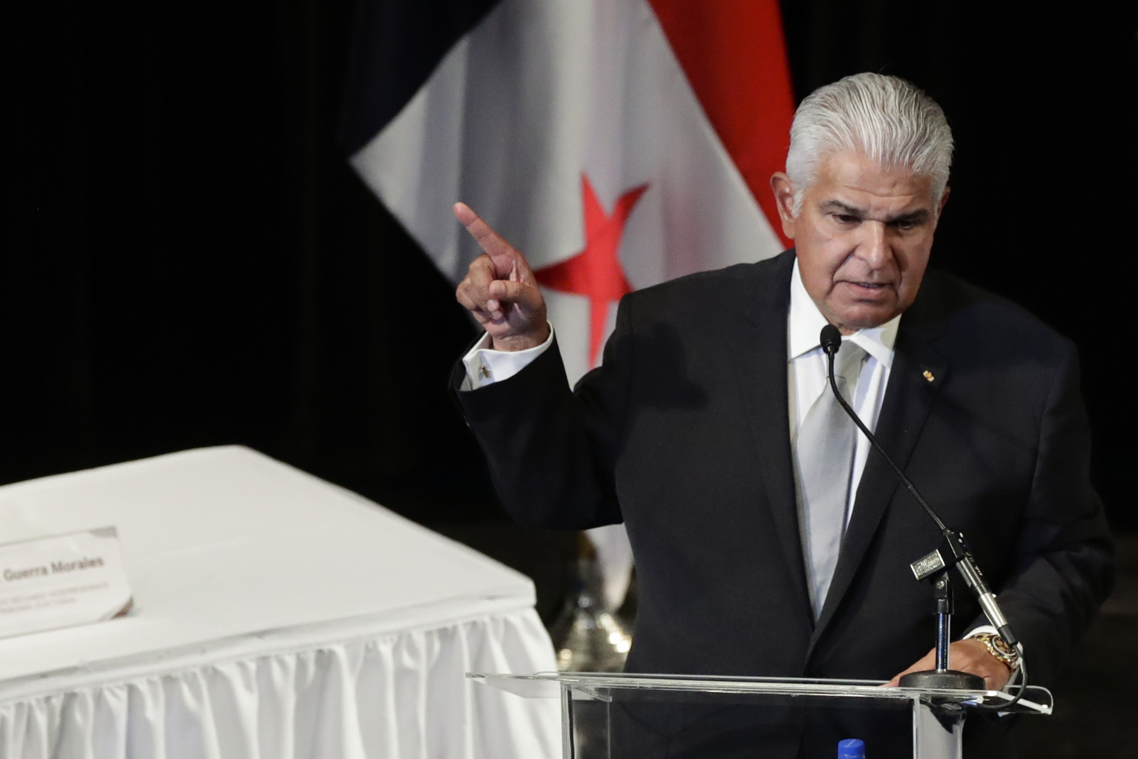 Mulino promete la expulsión de migrantes: “Para terminar la odisea del Darién”