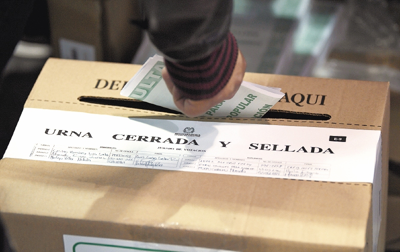 ¿En qué quedó la consulta anticorrupción?