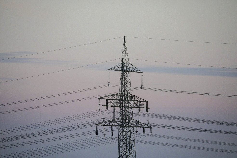 Los países bálticos dejan de importar electricidad de Rusia