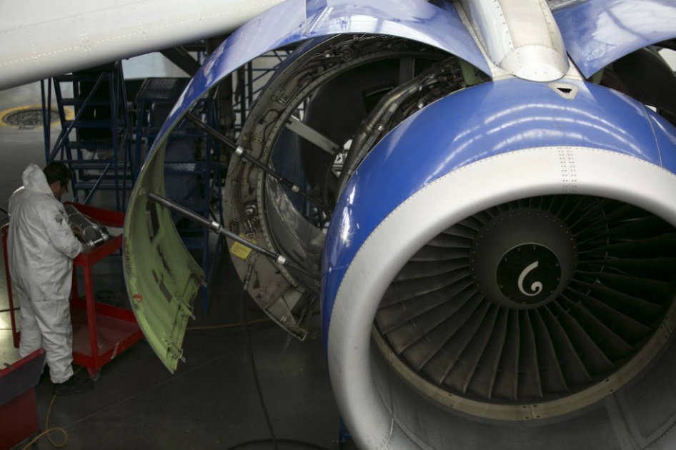 Combustible barato beneficia más a aerolíneas que a usuarios