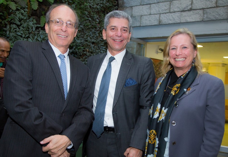Luis Calle, Rubén Darío Cárdenas y Helen Panero