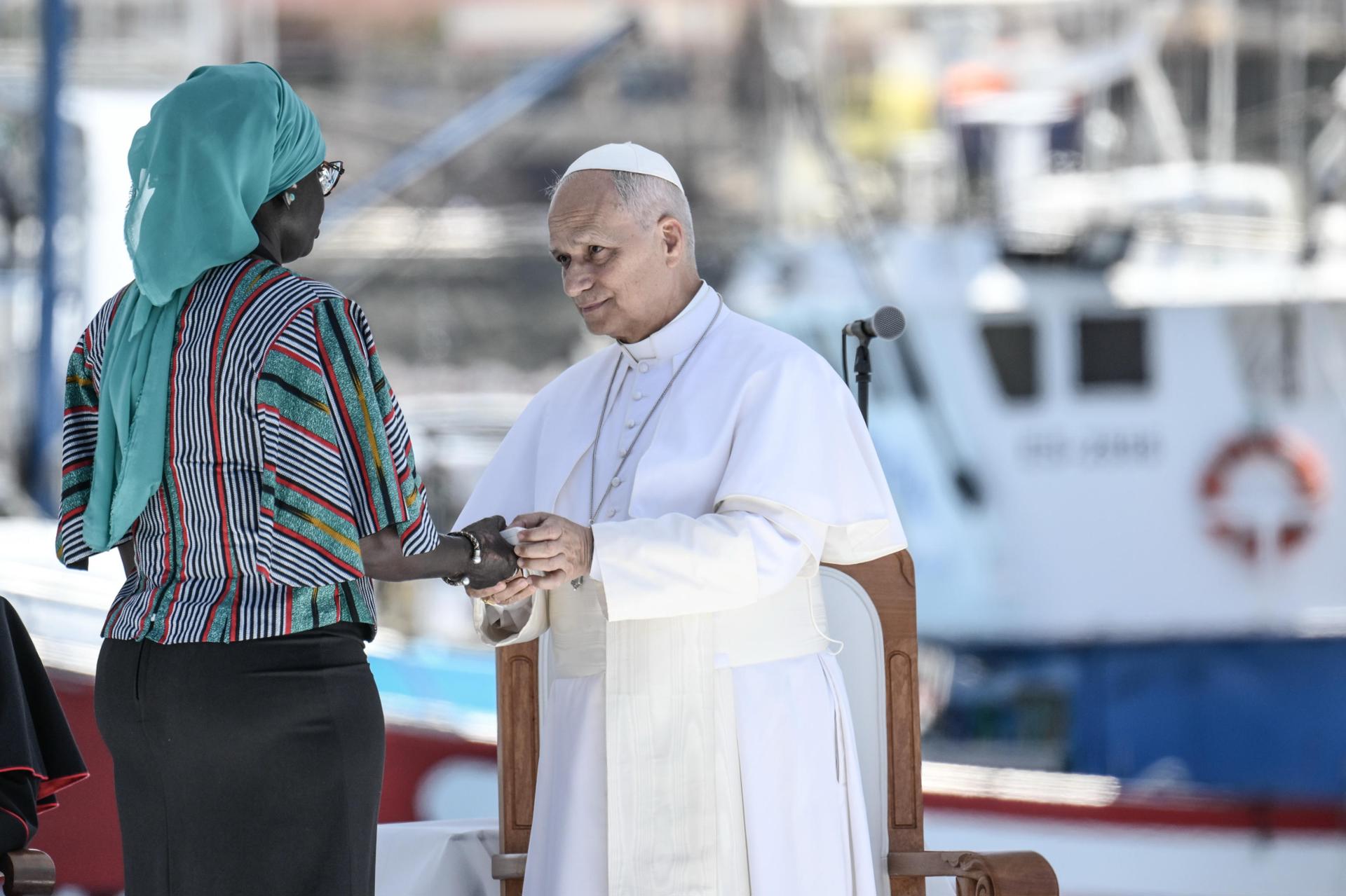 El papa habla de acogida migratoria a una Europa que cierra sus puertas