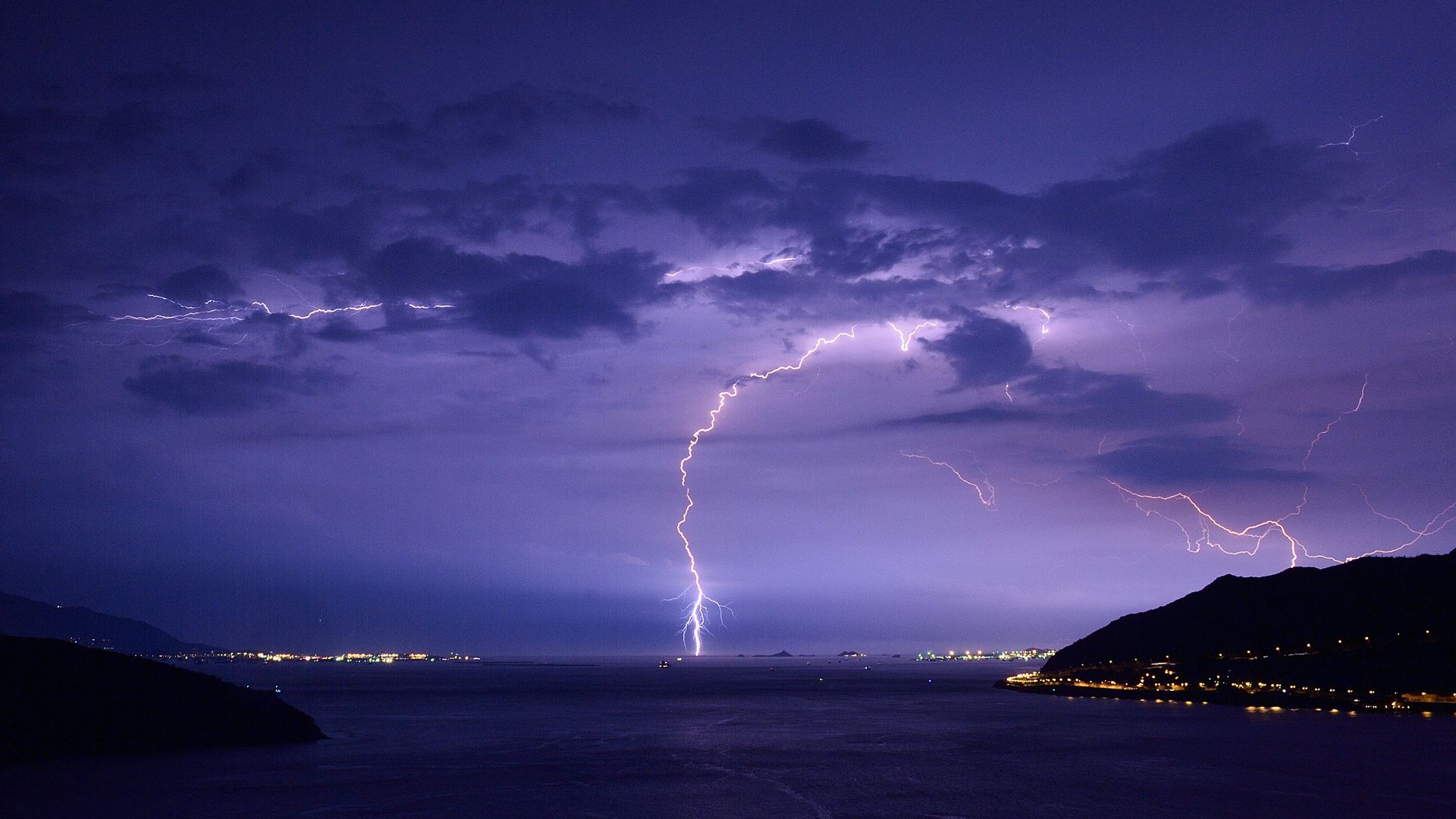 ¿Qué electrodomésticos se deben desconectar cuando llueve?