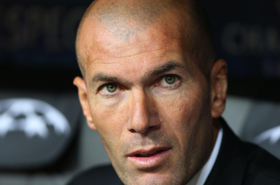 Zidane fue denunciado por dirigir el Real Madrid de la segunda división
