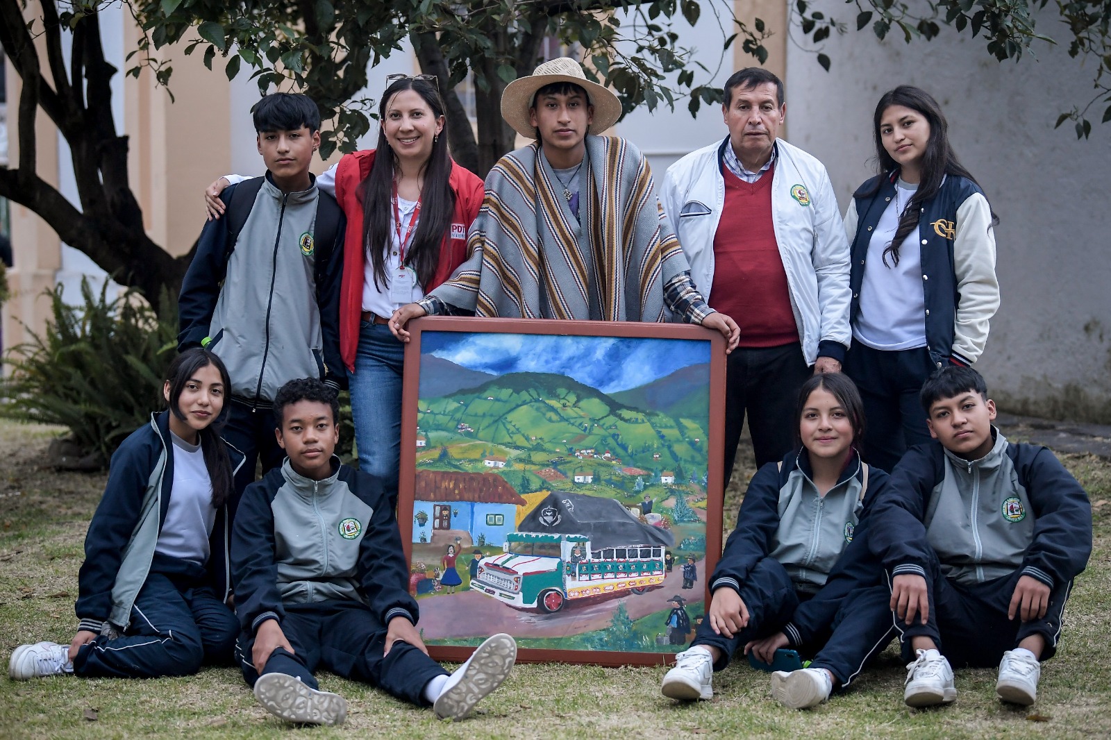 En el corregimiento San Fernando, en Pasto, un grupo de estudiantes se organizaron el colectivo de Jóvenes Emprendedores del Corredor Oriental (Jeco), que investiga la cultura, gastronomía e historia de su territorio y está en un proceso de recuperación de saberes ancestrales y emprendimiento.