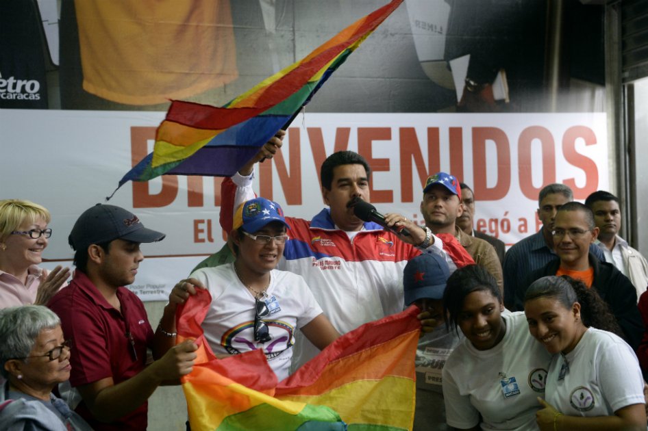 Maduro decretó el pasado 15 de octubre un aumento del salario mínimo del 30 % para hacer frente a la inflación.
