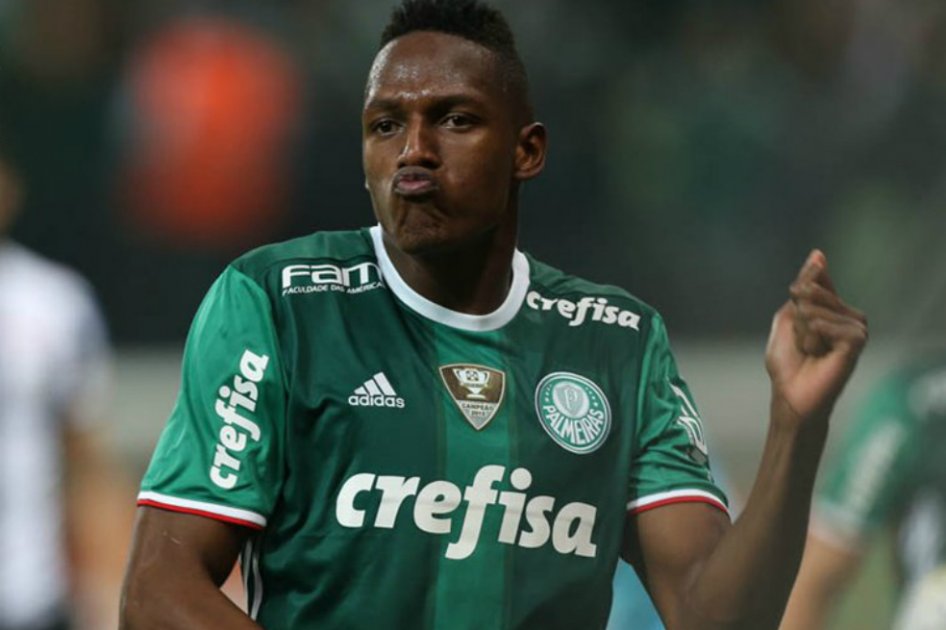 Iniesta considera que Yerry Mina sería un refuerzo importante para el Barcelona
