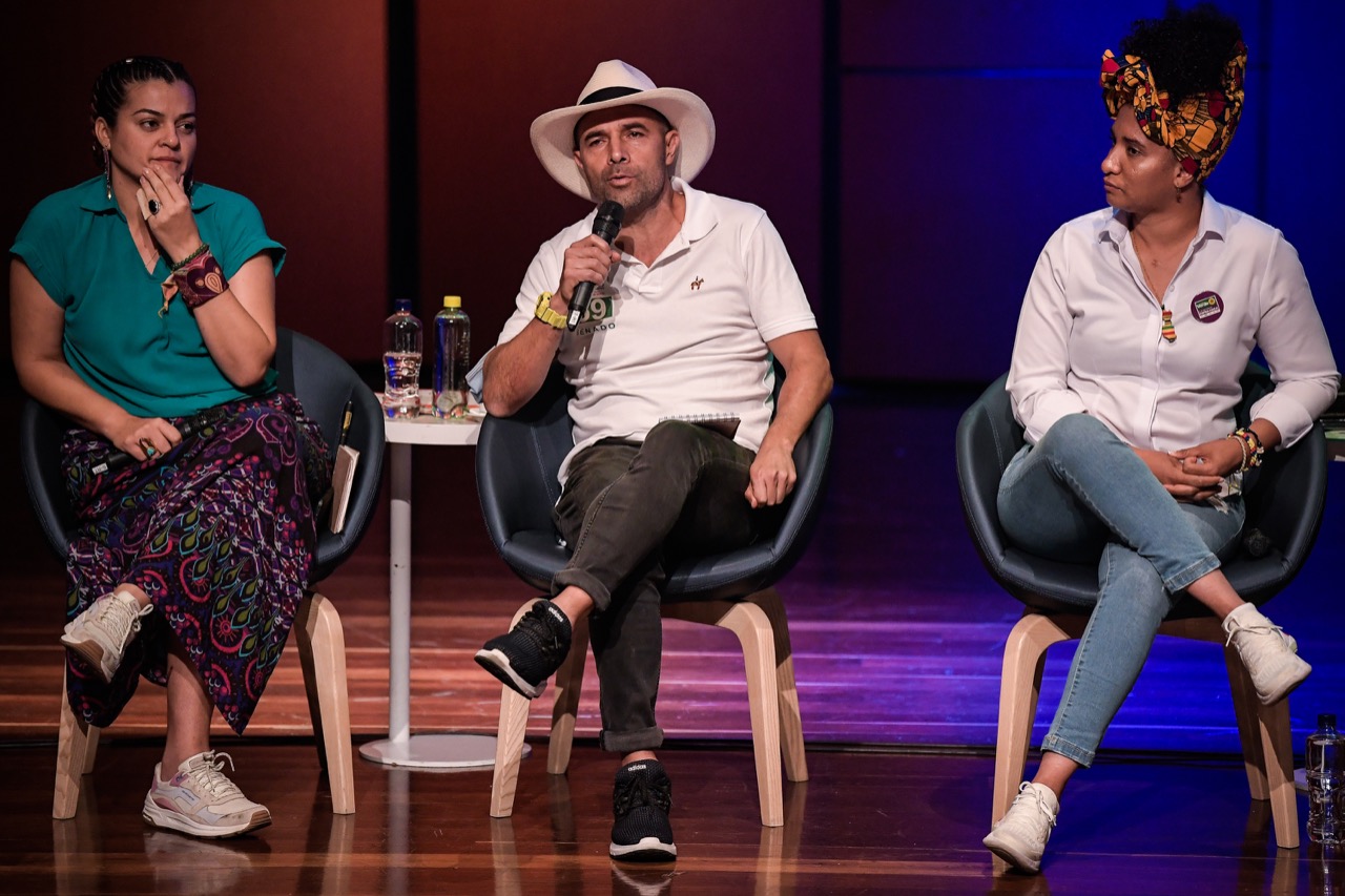 Debate de candidatos al Senado en Medellín.