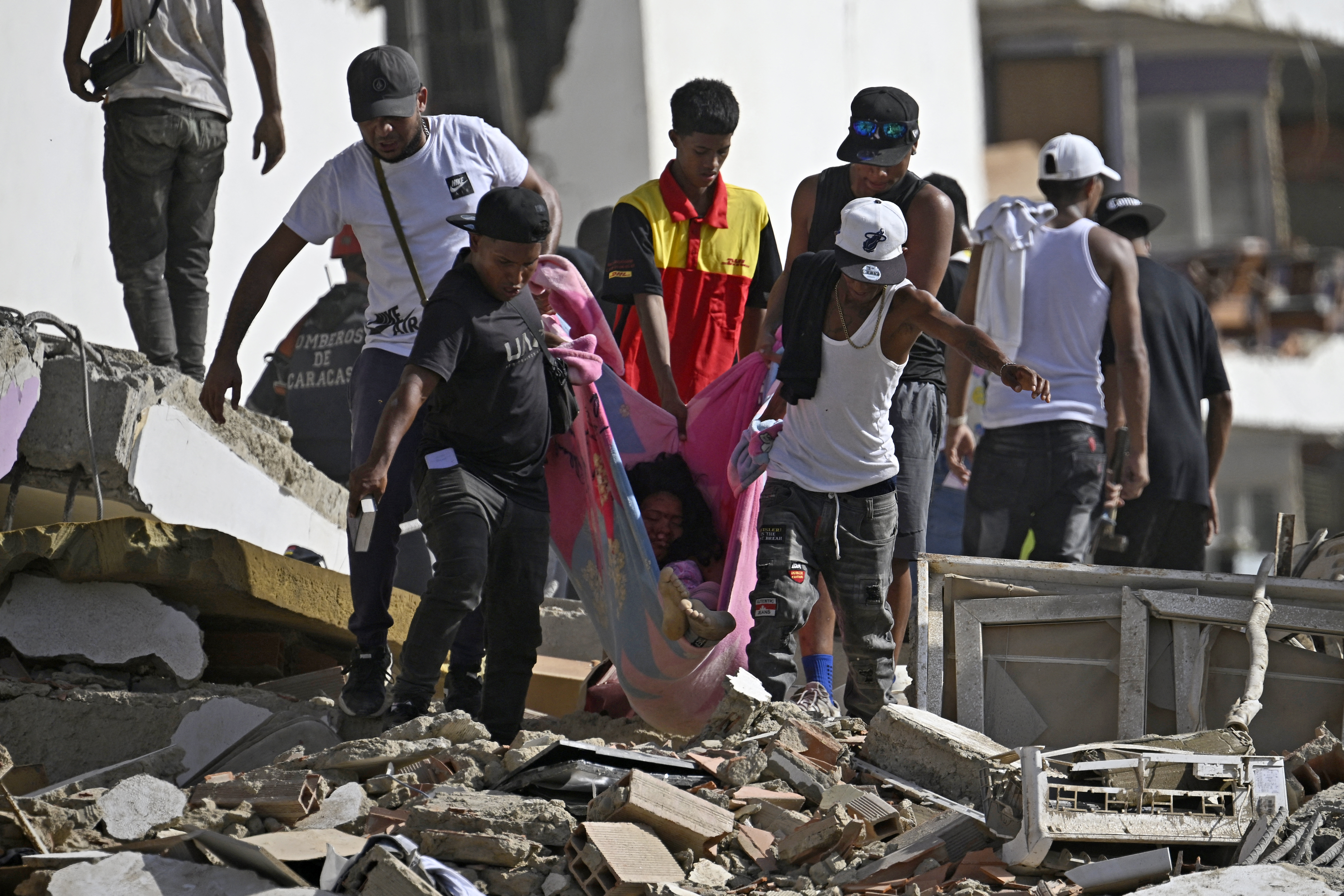 Crisis en La Guaira: gobierno restringe el paso; habrá un registro en el Poliedro de Caracas