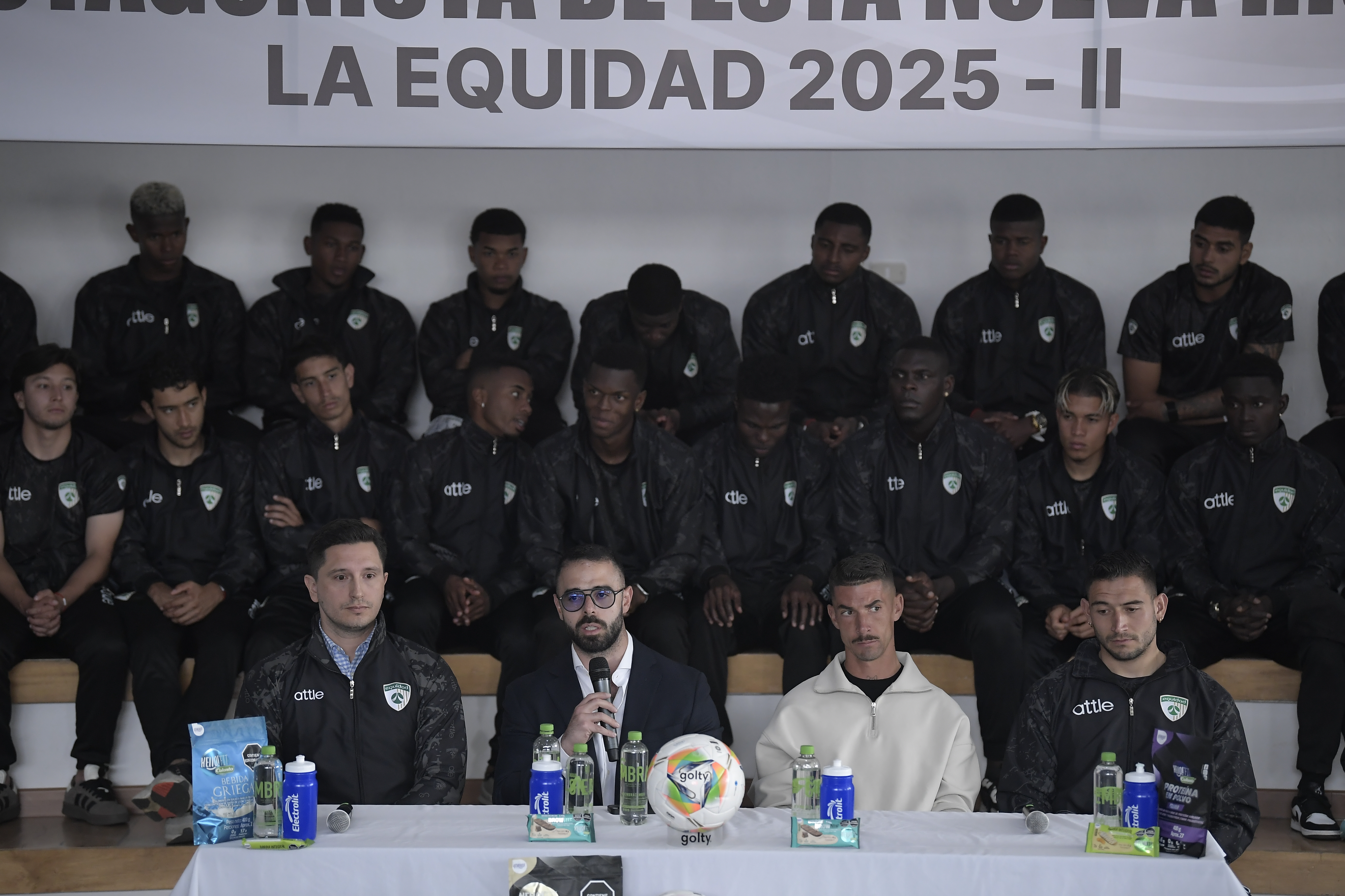 Presentación del nuevo plantel para la Liga BetPlay 2025-II