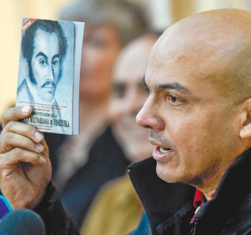 El general (r) venezolano Clíver Alcalá: de las filas de Chávez a colaborar con la DEA