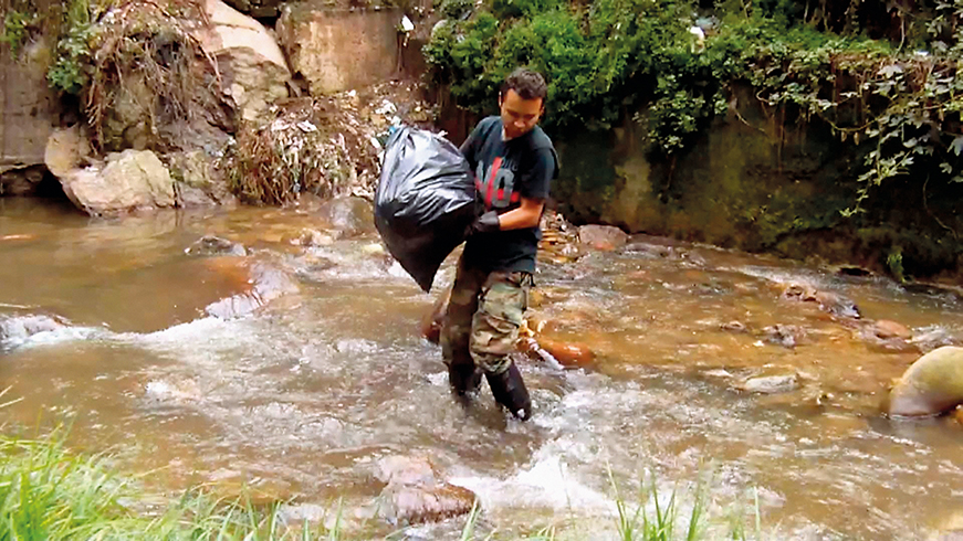 Hamid Martínez, el héroe del río fucha