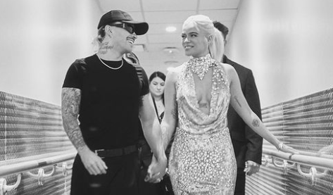 “Salomón, salude”: el divertido ‘regaño’ de Karol G a su novio, Feid