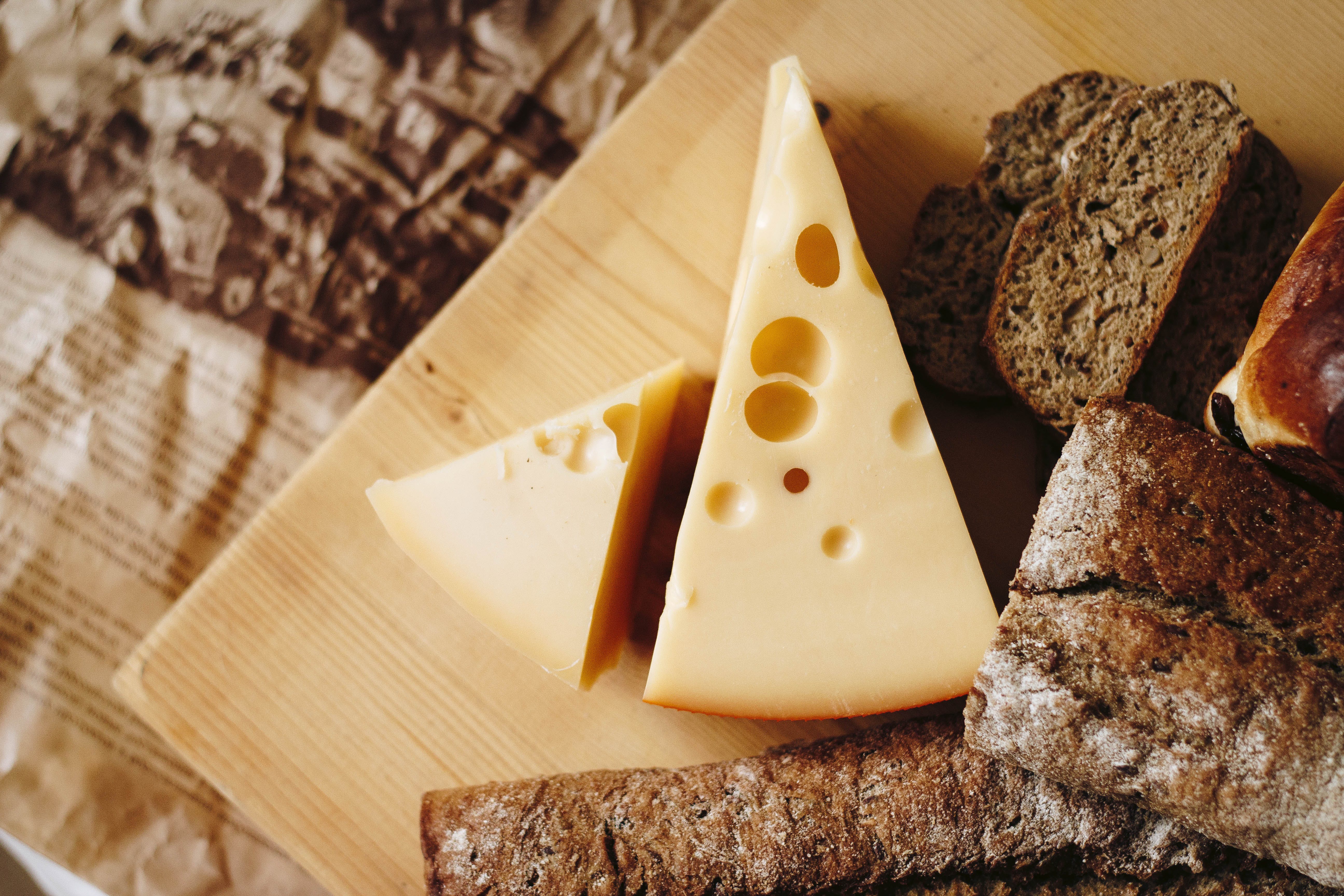 ¿Cómo conservar el queso por más tiempo?
