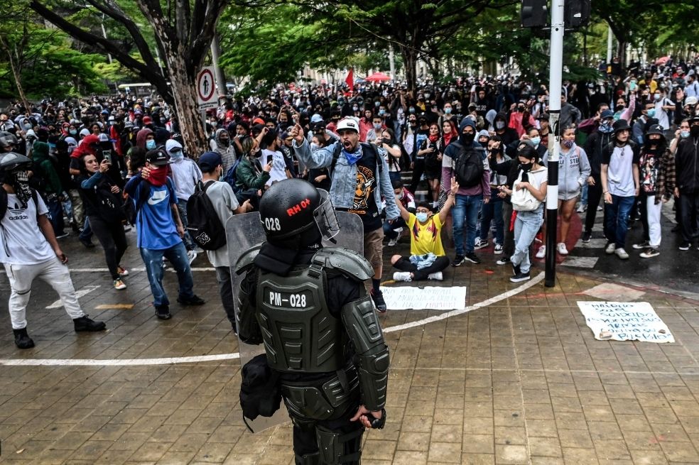 Paro Nacional: las denuncias de abuso policial en Medellín