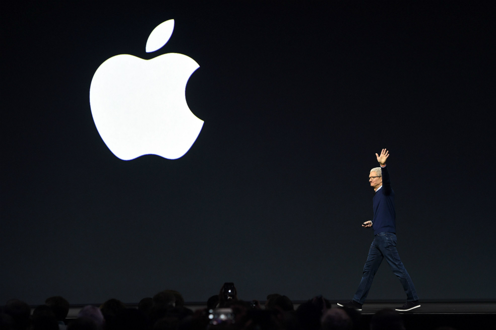 Apple planearía iPhone gigante de gama alta y modelo más barato