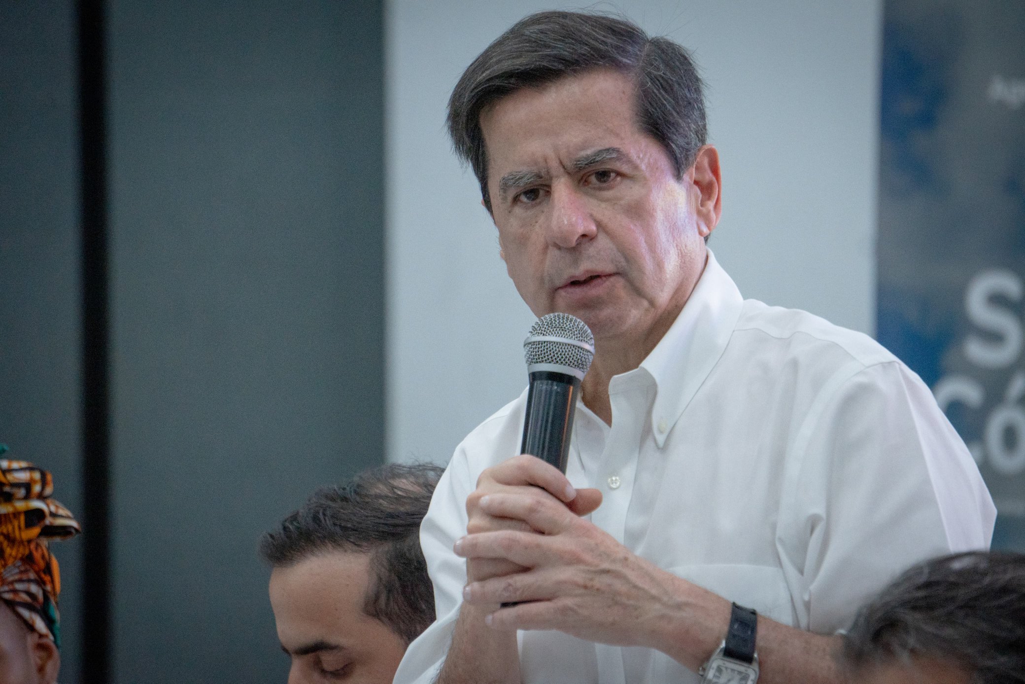 Ministro Cristo insiste en acuerdo nacional en medio de tensiones crecientes