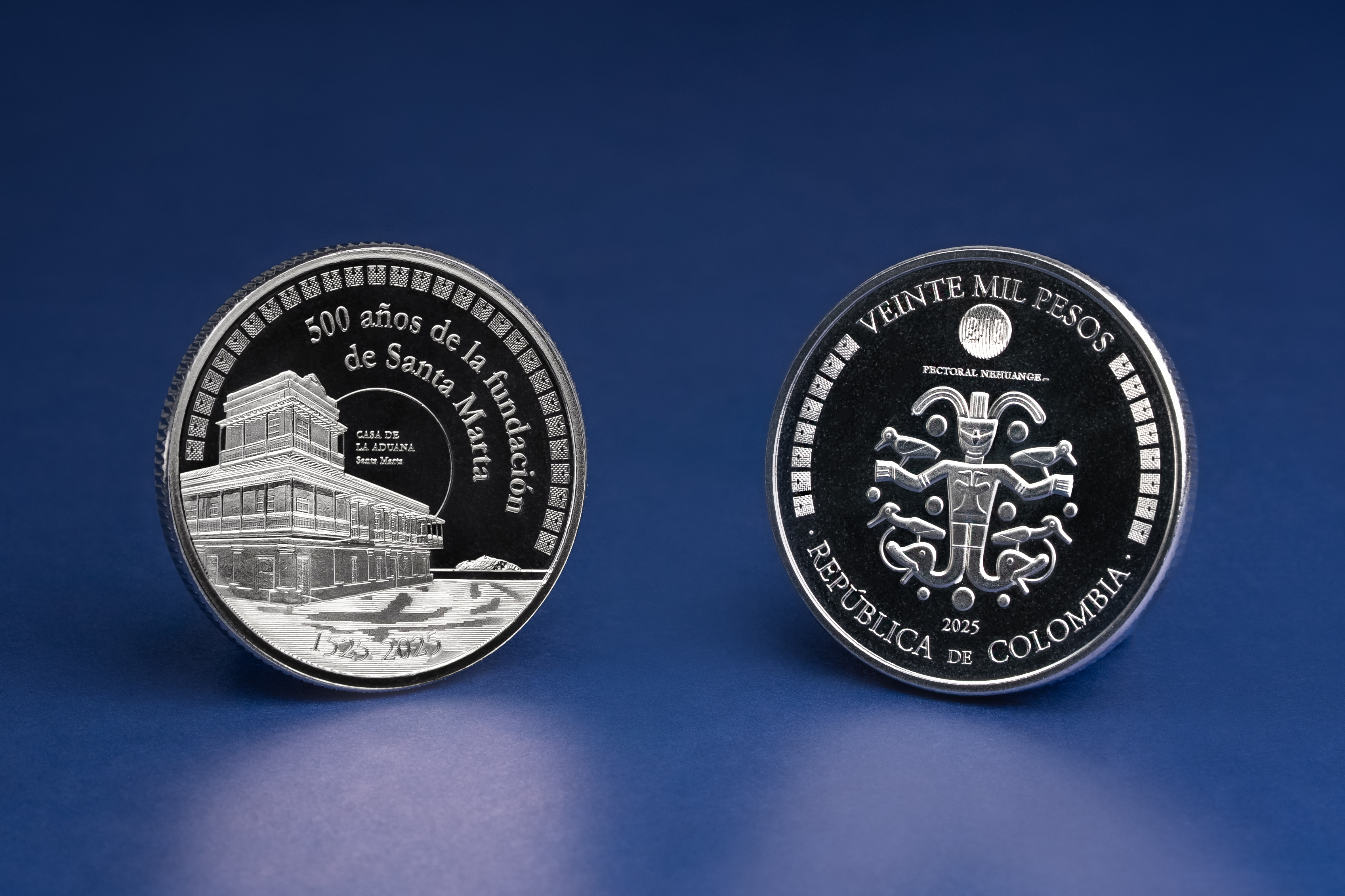 La moneda conmemorativa por los 500 años de Santa Marta tiene un valor nominal de $20.000 pesos.