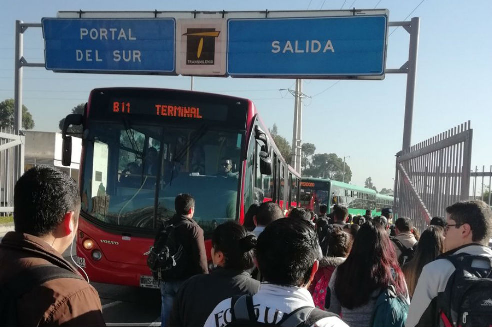 Transmilenio anuncia cinco biarticulados para descongestionar troncal sur