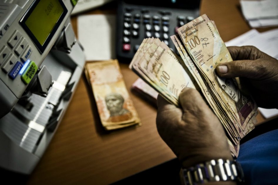 Una crónica sequía de divisas llevó al país a una acuciante escasez de productos básicos.