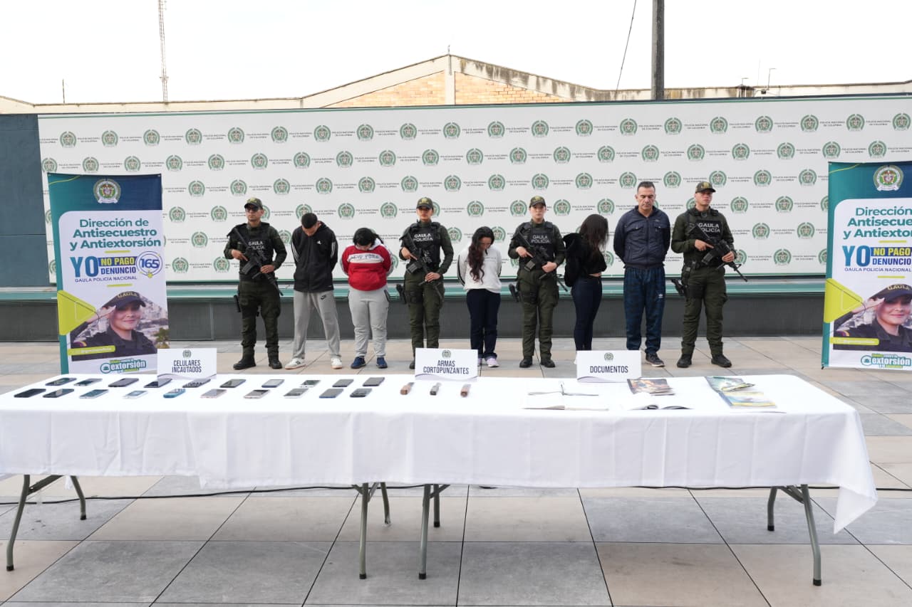 Cayó red de extorsionistas liderada desde la cárcel: así engañaban a sus víctimas