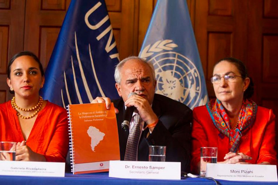Samper propone reunión de Santos y Maduro para este domingo