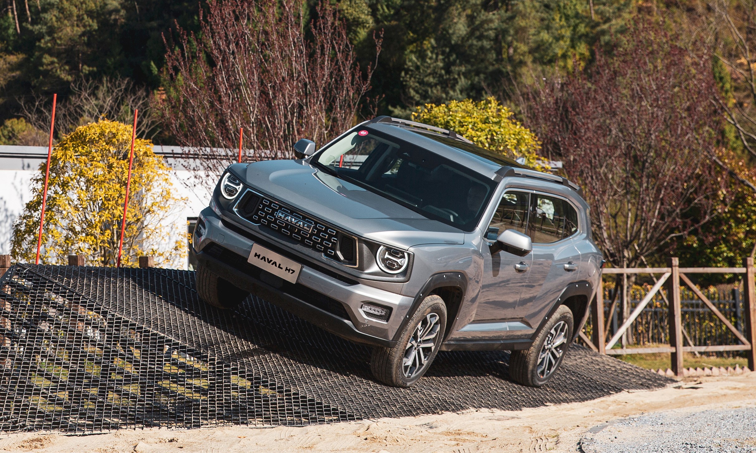 Haval H7 es la nueva camioneta híbrida de GWM en Colombia.