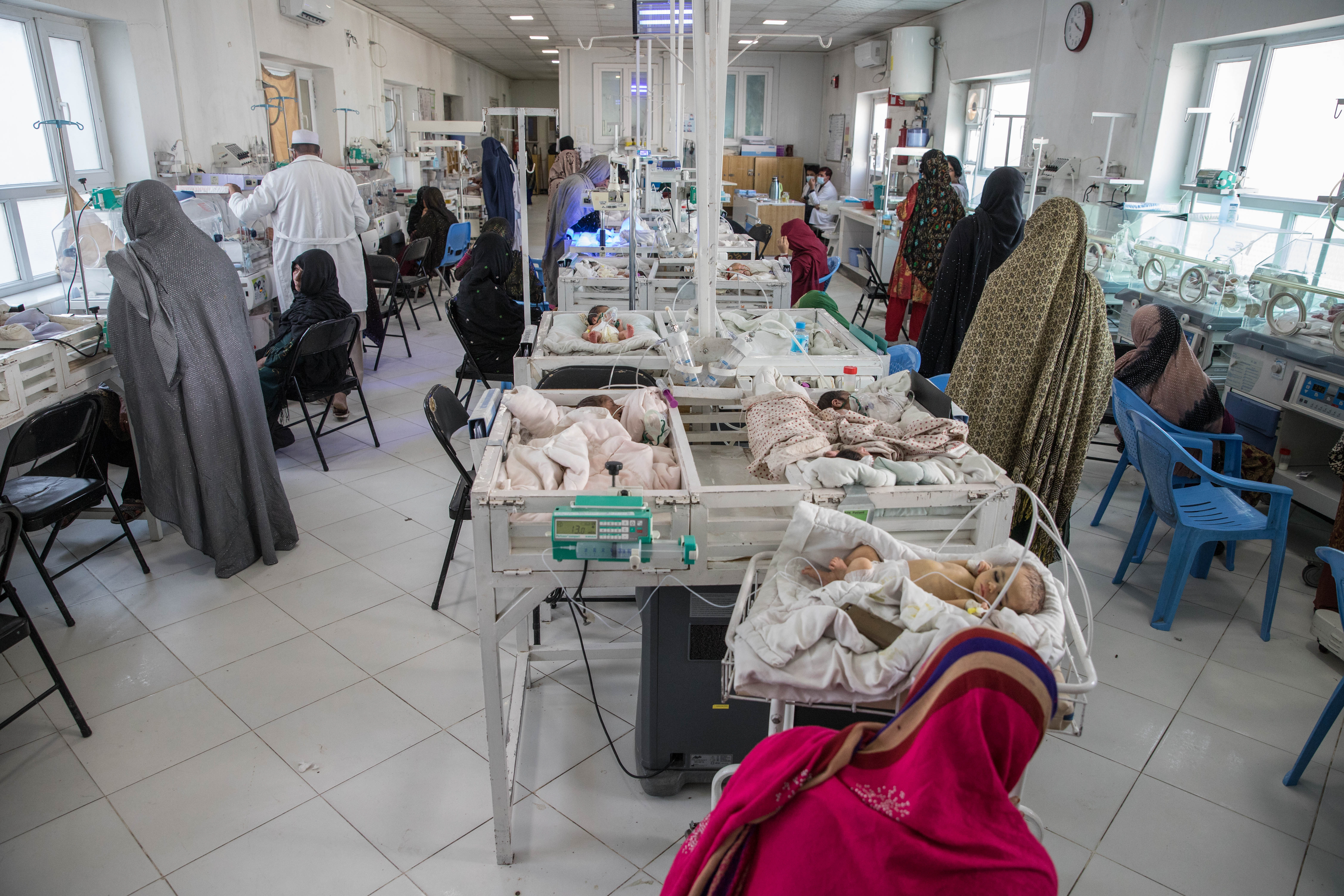 Afganistán: la situación sanitaria tras un año de la vuelta al poder del talibán