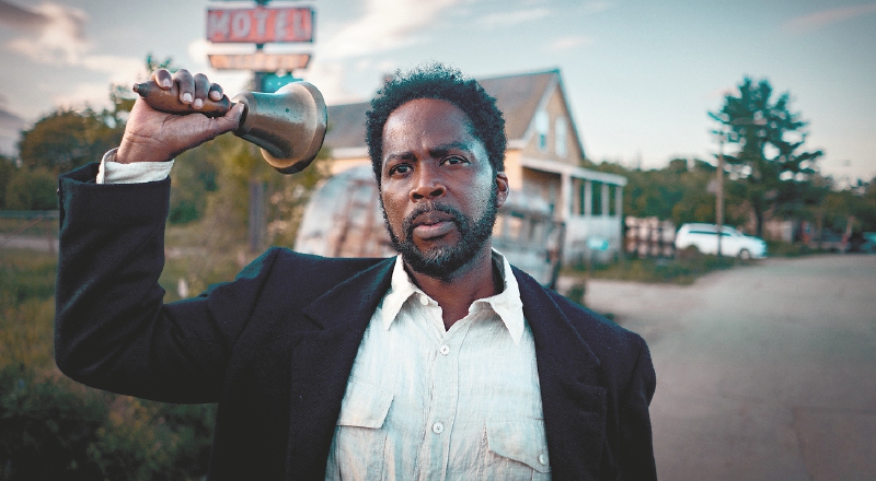 Harold Perrineau, en el papel de un cuidador