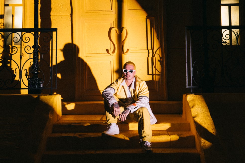 Así suena “Wherever I May Roam” de Metallica interpretada por J Balvin