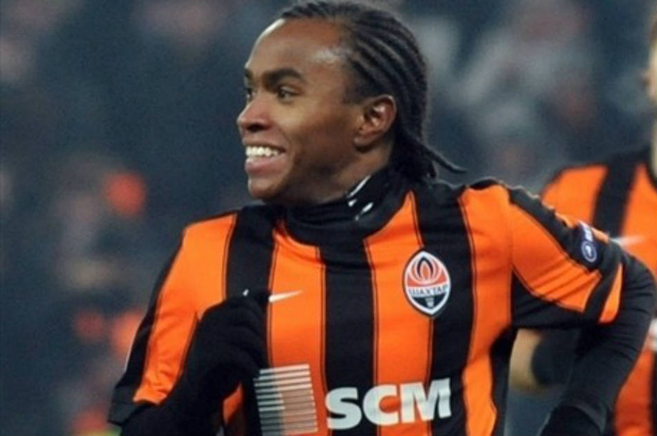 El brasileño Willian es nuevo jugador del Chelsea