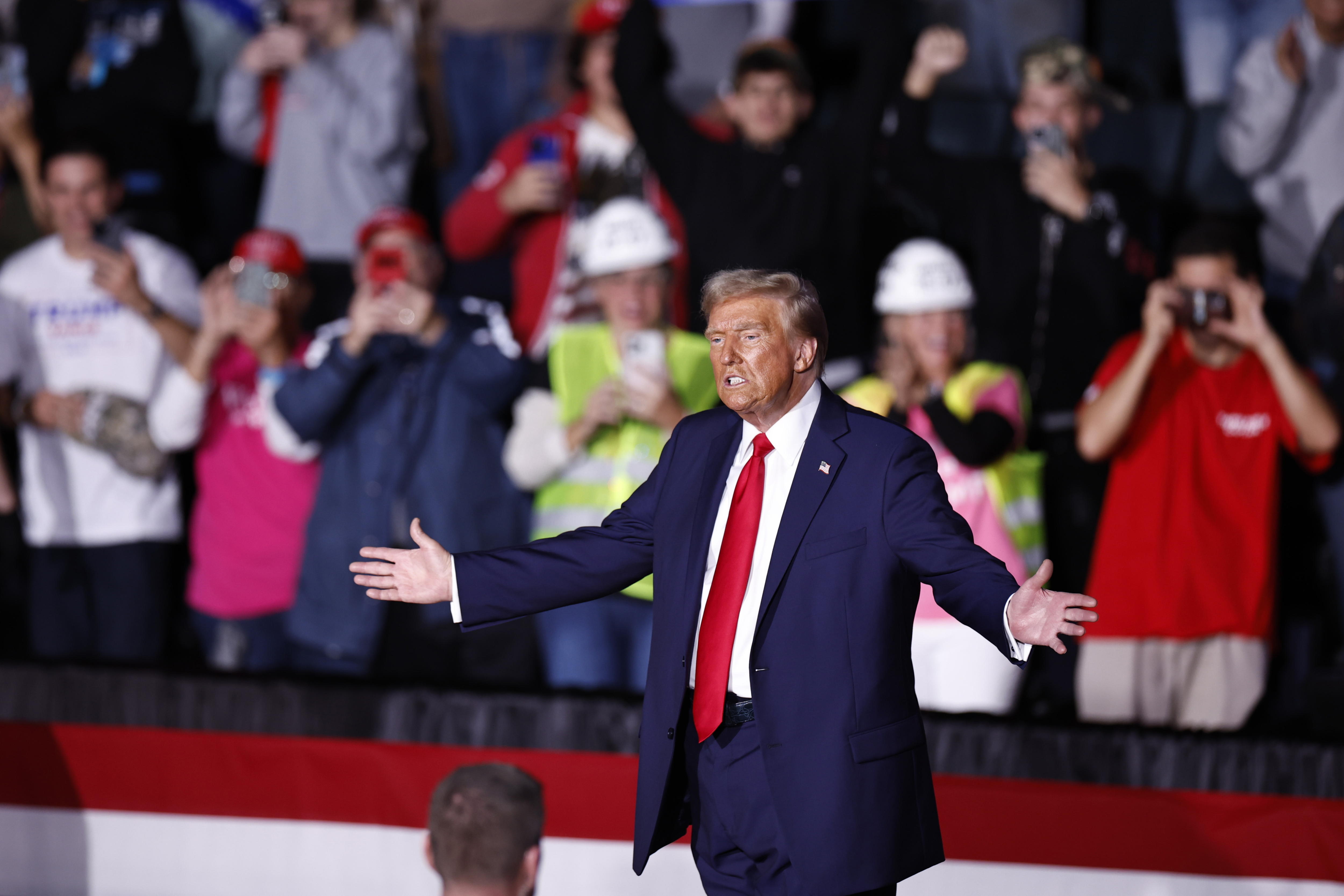 Trump le gana la carrera a Harris: se acerca a ser el presidente electo de EE. UU.