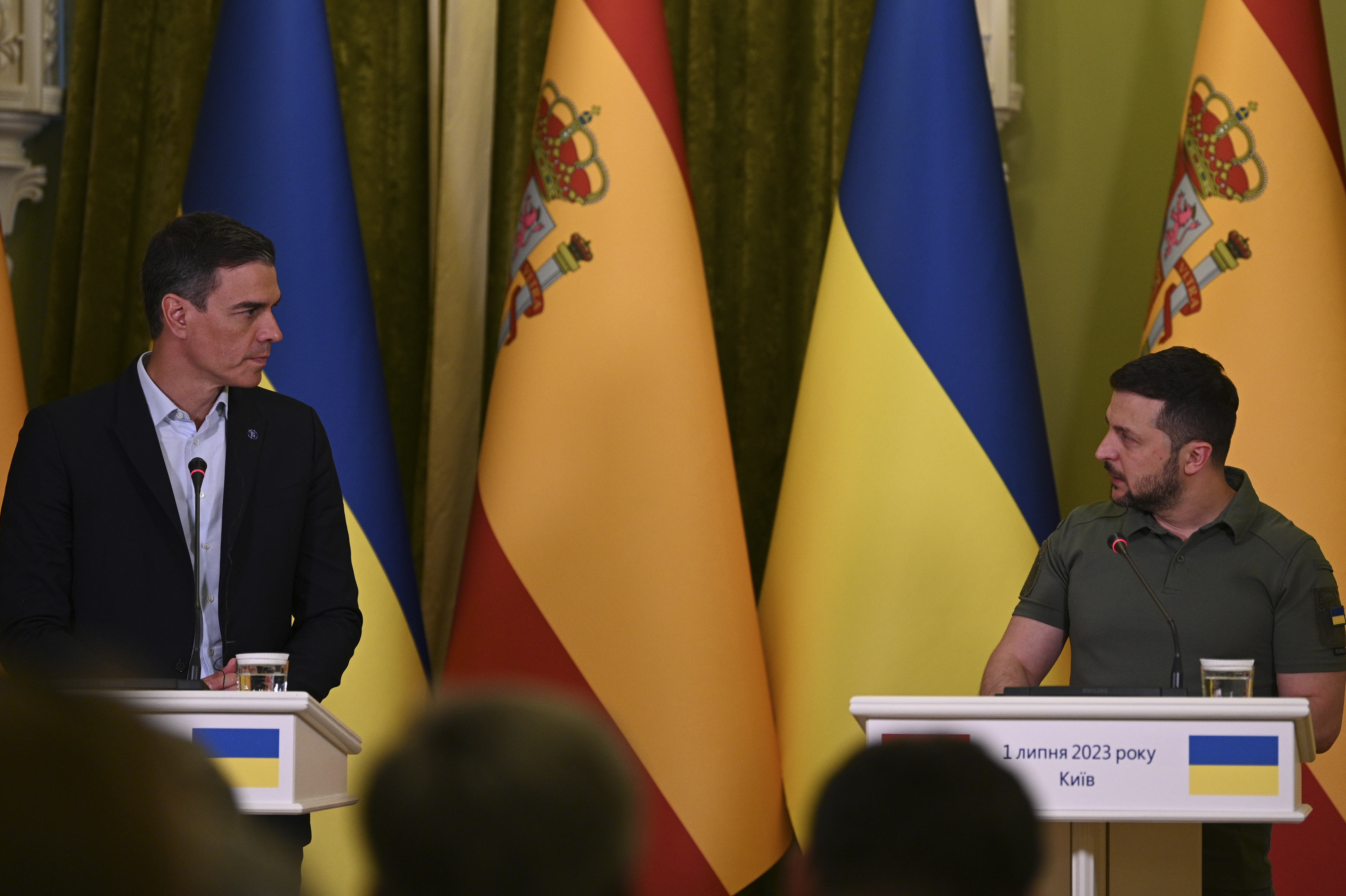 España estrenó la presidencia de la UE en Ucrania, país al que reafirmó su apoyo