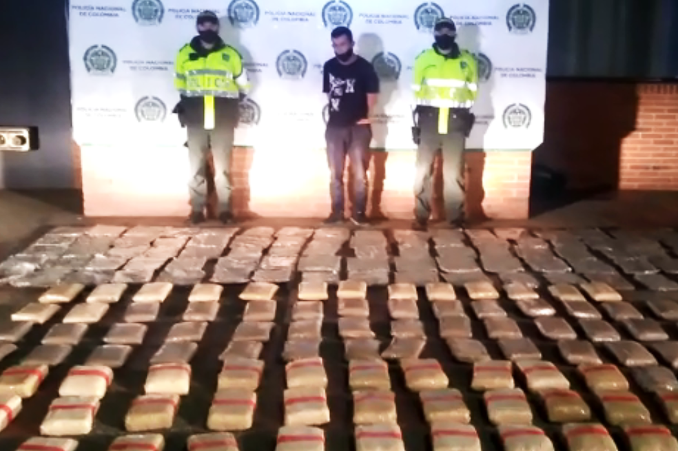La Policía incautó 143 kilos de marihuana en una bodega de la localidad de Bosa