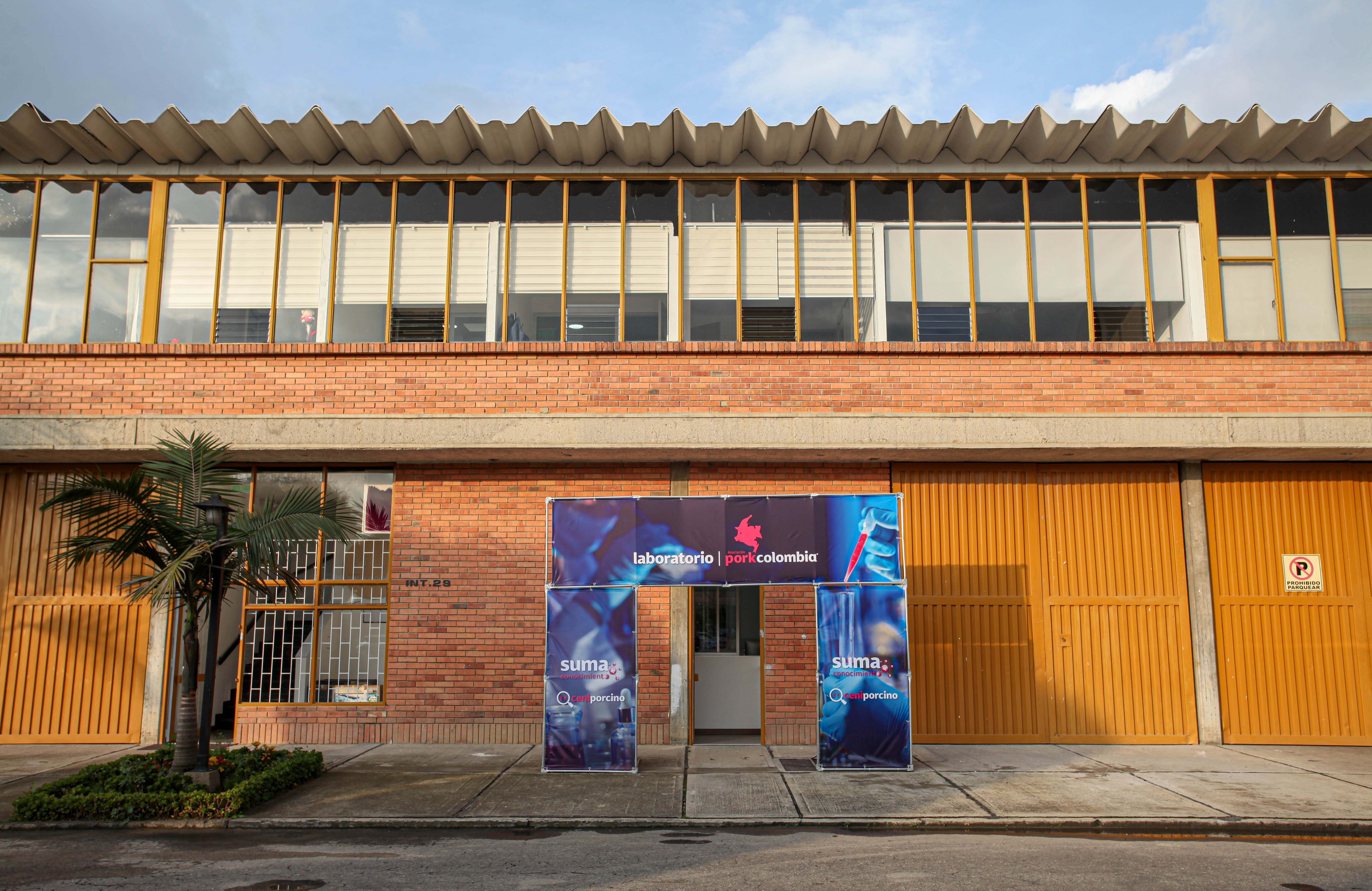 Porkcolombia inaugura su laboratorio de diagnóstico veterinario y de alimentos