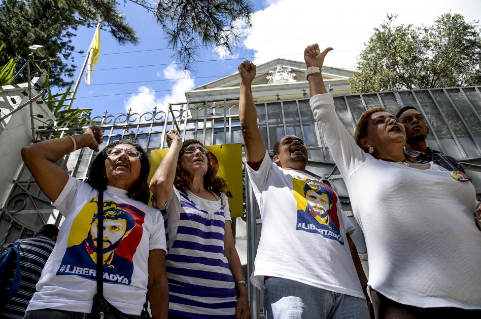 El Vaticano y Unasur lanzan un salvavidas al diálogo en venezuela