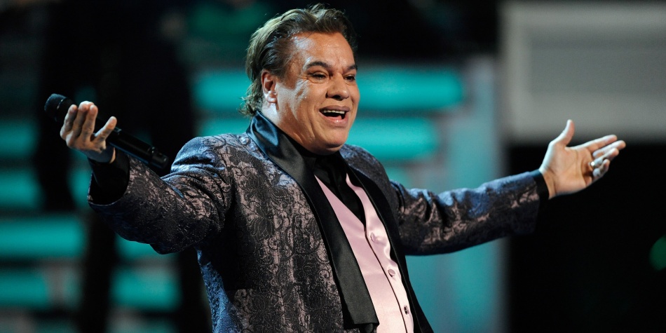 «Me gustaría encontrarme en el cielo a mi madre y a mi padre», Juan Gabriel