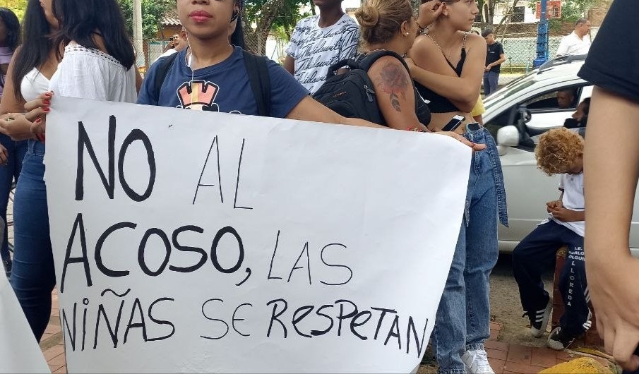 Denuncian presunto acoso sexual de docentes a estudiantes en colegio de Cali