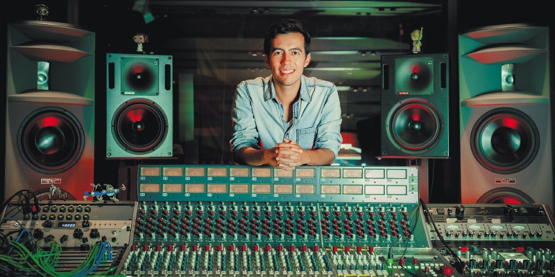 “Cuando entrego la canción mezclada, esta también lleva algo de mí”, Daniel Cortés
