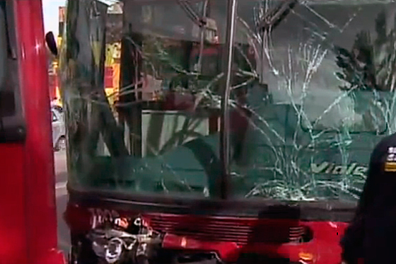 Choque de dos articulados de Transmilenio deja 22 usuarios heridos