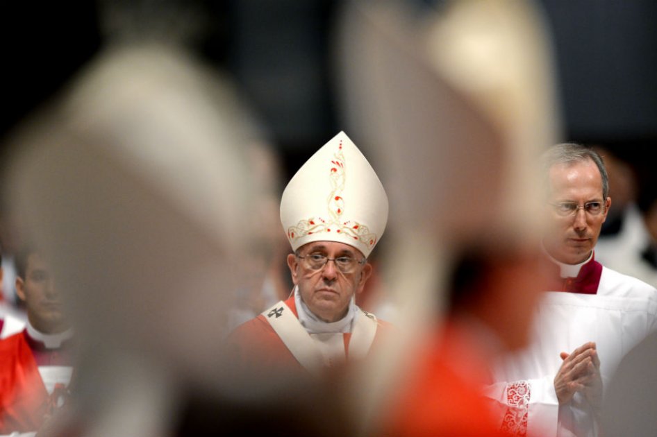El papa es libre de mascar hojas de coca en Bolivia: Vaticano