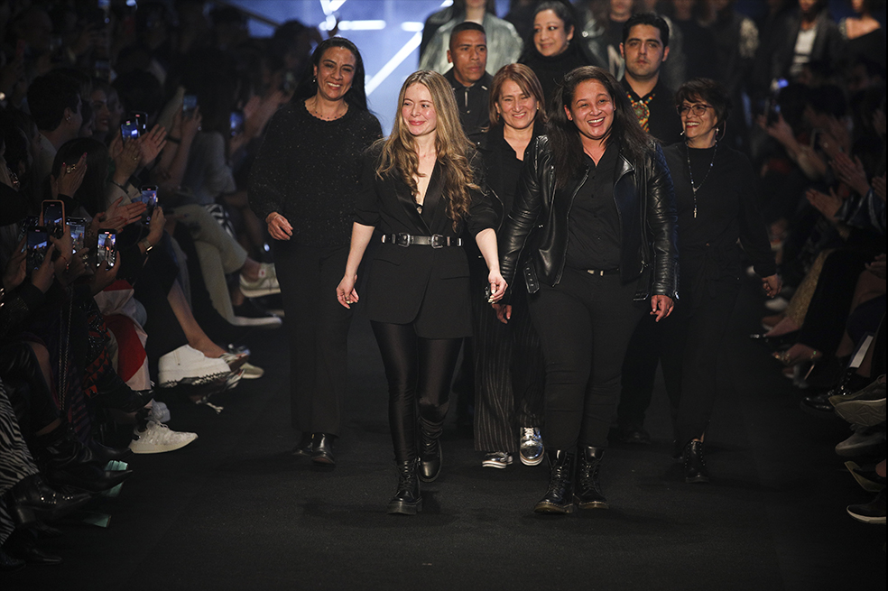 Bogotá Fashion Week 2022:  La semana de la moda de la capital del país
Celebridades y personalidades del mundo de la moda lucieron sus mejores pintas en los tres días de pasarelas del Bogotá Fashion Week 2022.