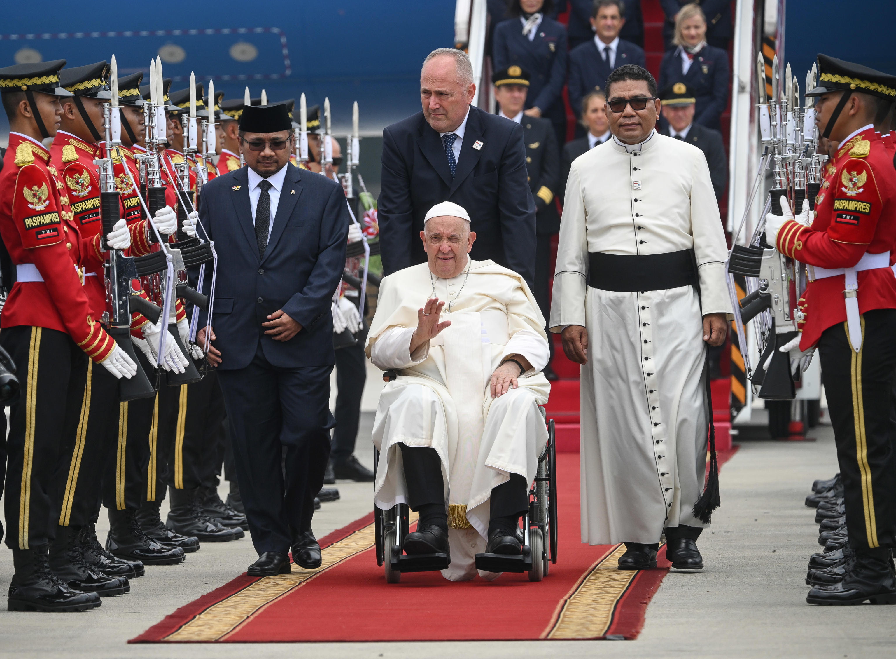 El Papa llega a Indonesia, el país con la mayor población musulmana del mundo