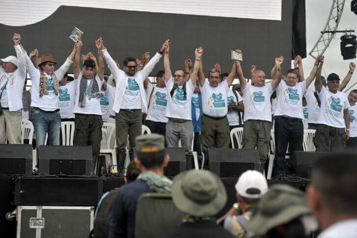 Exintegrante del secretariado de las Farc pide que no dejen a sus escoltas desarmados