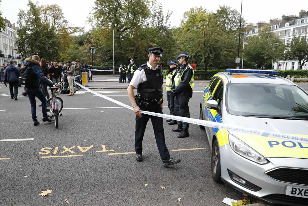 Gente herida y un hombre detenido en un atropello con un auto en Londres