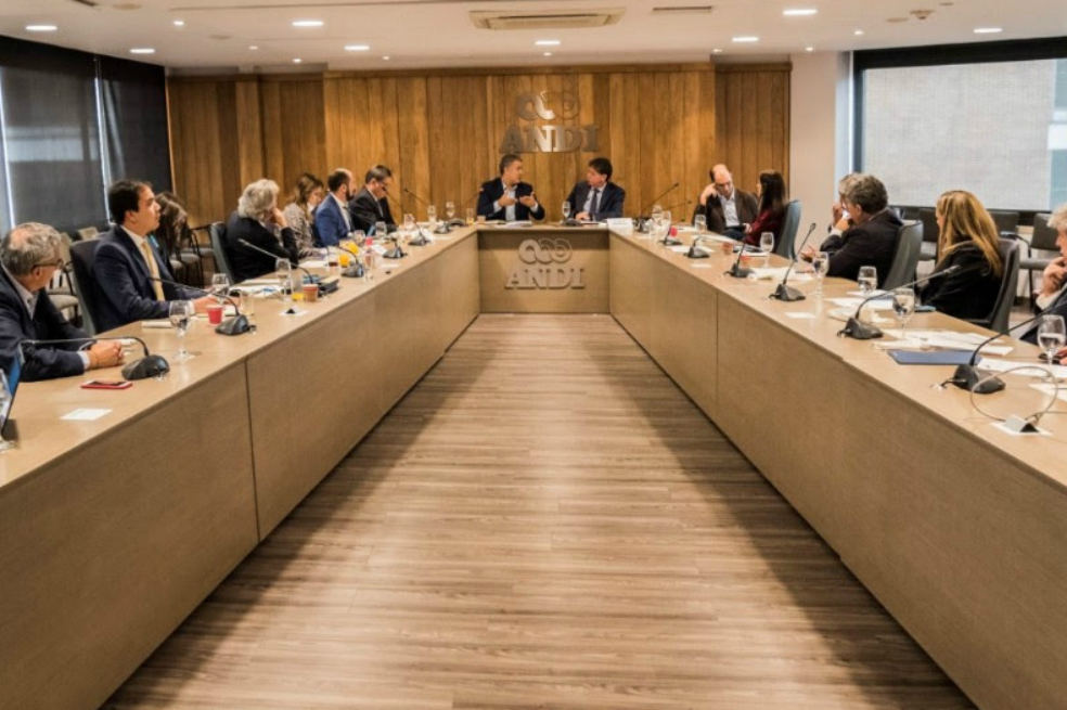 Presidente electo y la ANDI examinan rutas para expansión de la economía
