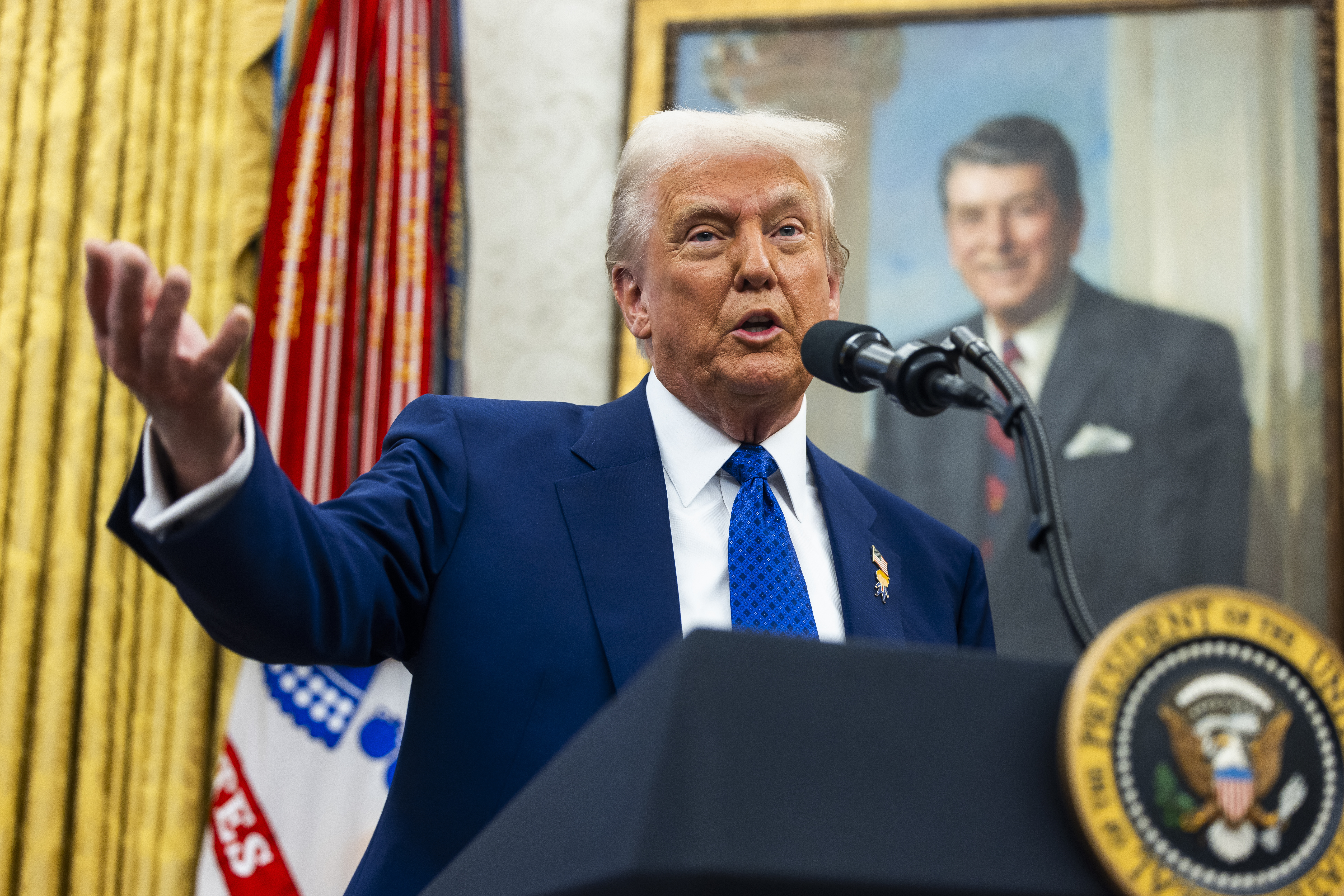 Trump le baja el dedo a aspiración de Ucrania en OTAN, dice que no es “práctica”